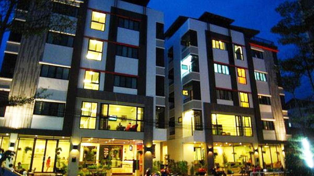 Centana Apartment Bangkok Bagian luar foto